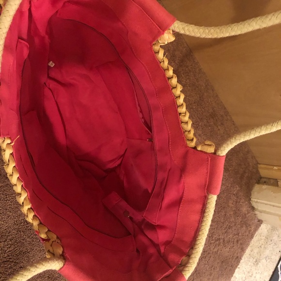 Straw Beach Bag with Pink Accents - Picture 5 of 6